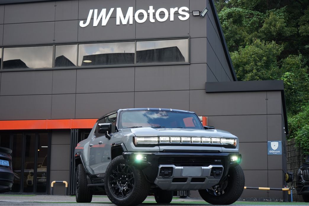 GMC Hummer EV 2026