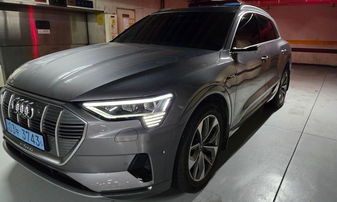 Audi e-tron 2022