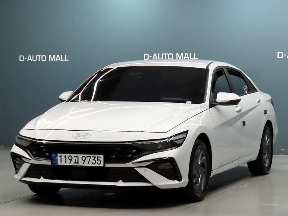 Hyundai AVANTE 2025