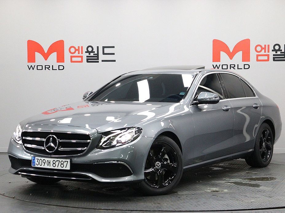 Mercedes-Benz E-Class 2020