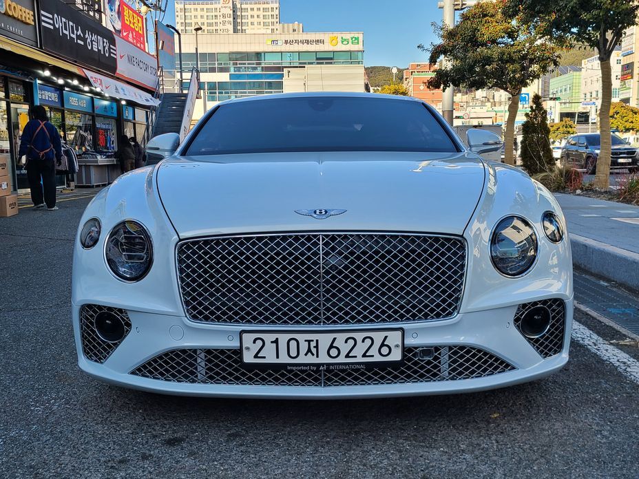 Bentley Continental 2019