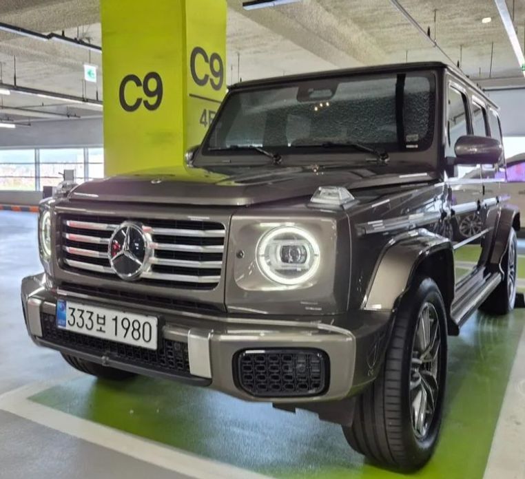 Mercedes-Benz G-Class 2025