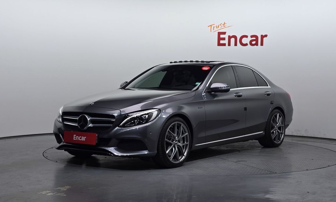 Mercedes-Benz C-Class 2018