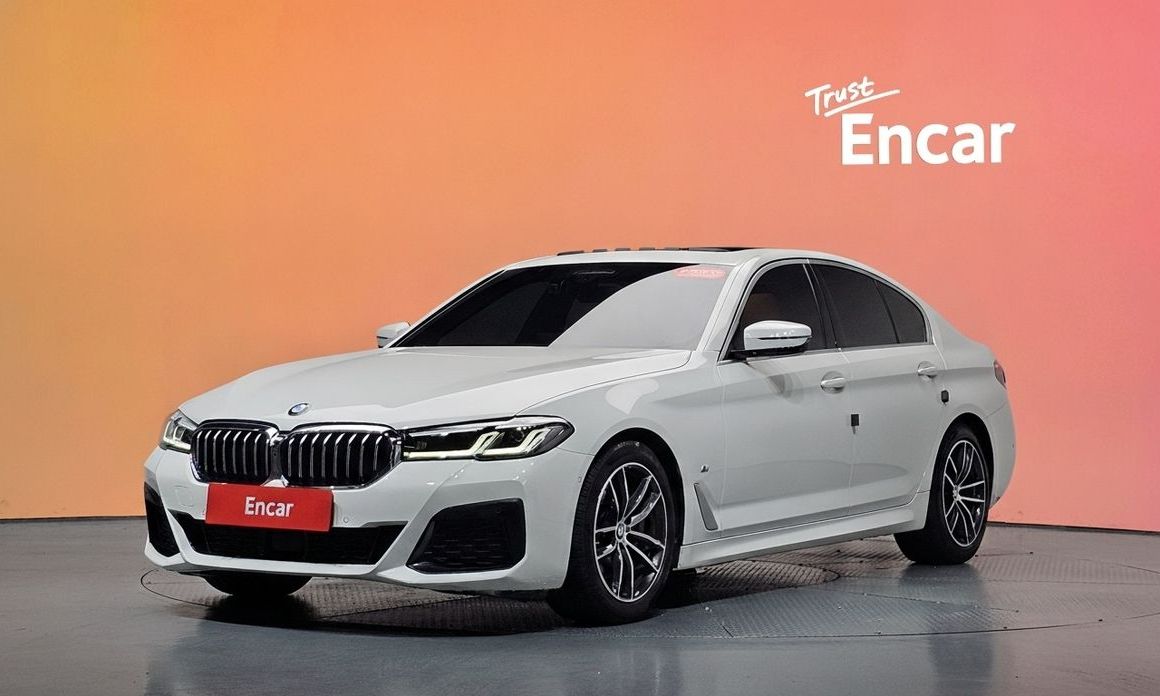 BMW 5-Series 2023