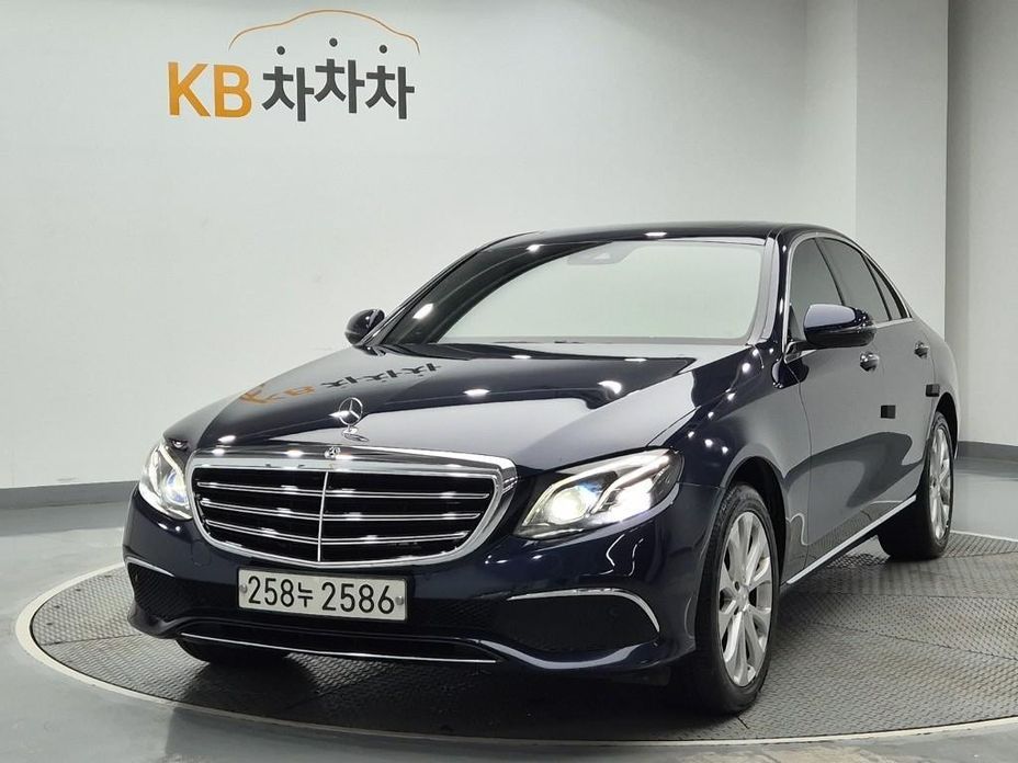 Mercedes-Benz E-Class 2019