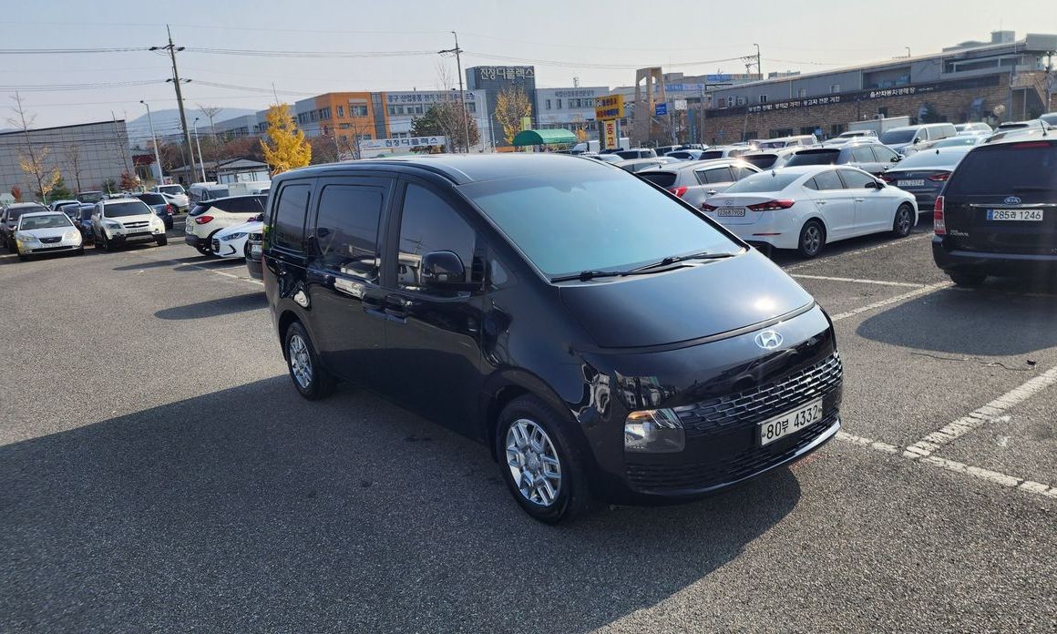 Hyundai Staria 2022