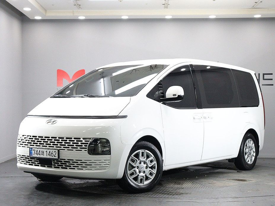Hyundai Staria 2023