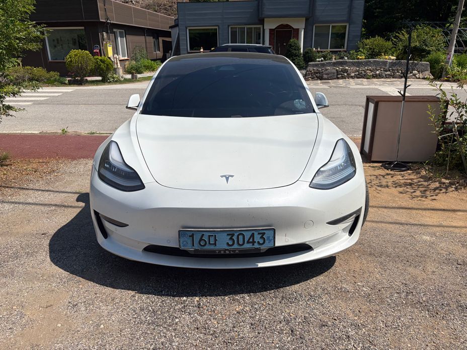 Tesla Model 3 2020