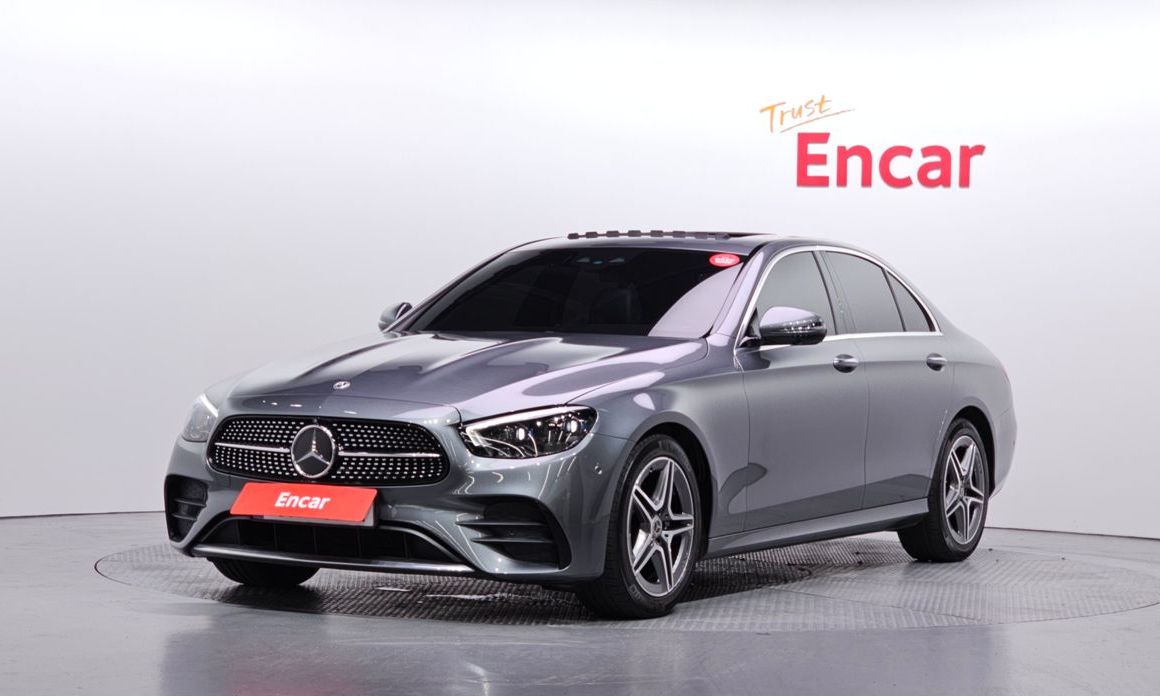 Mercedes-Benz E-Class 2023