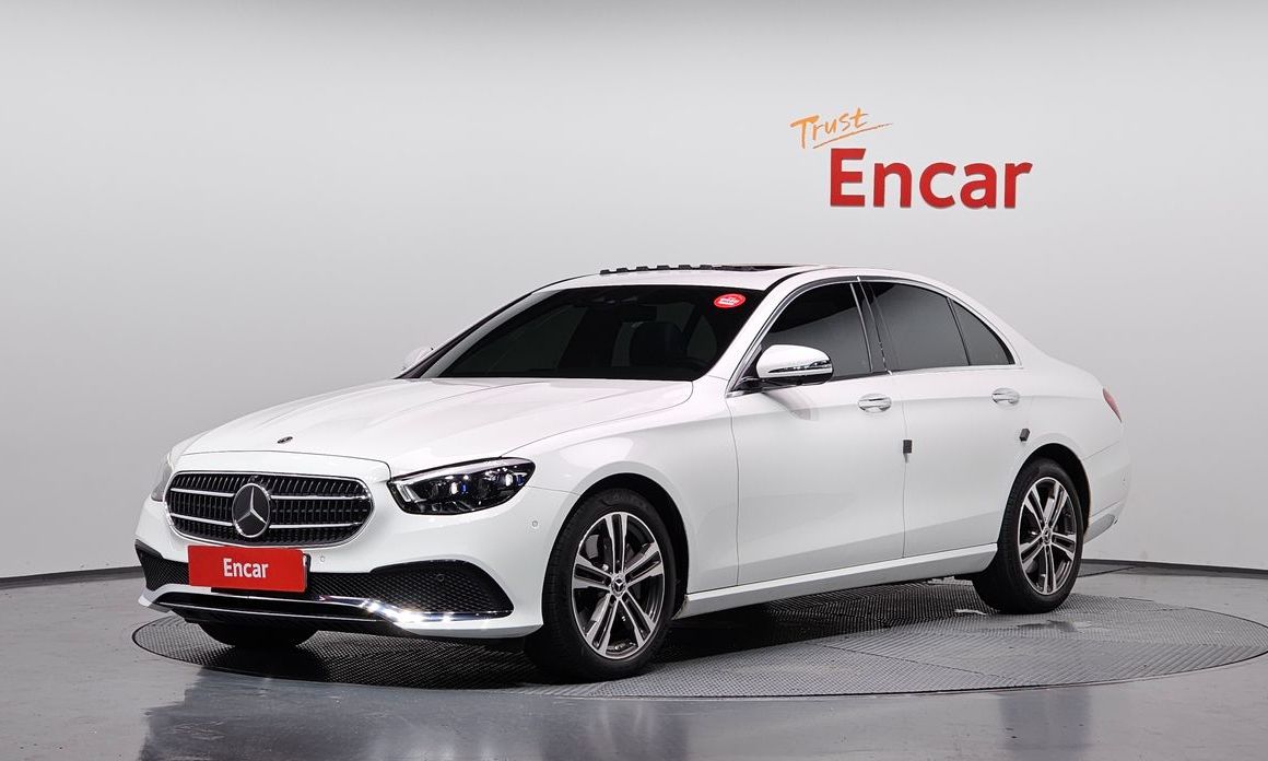 Mercedes-Benz E-Class 2021