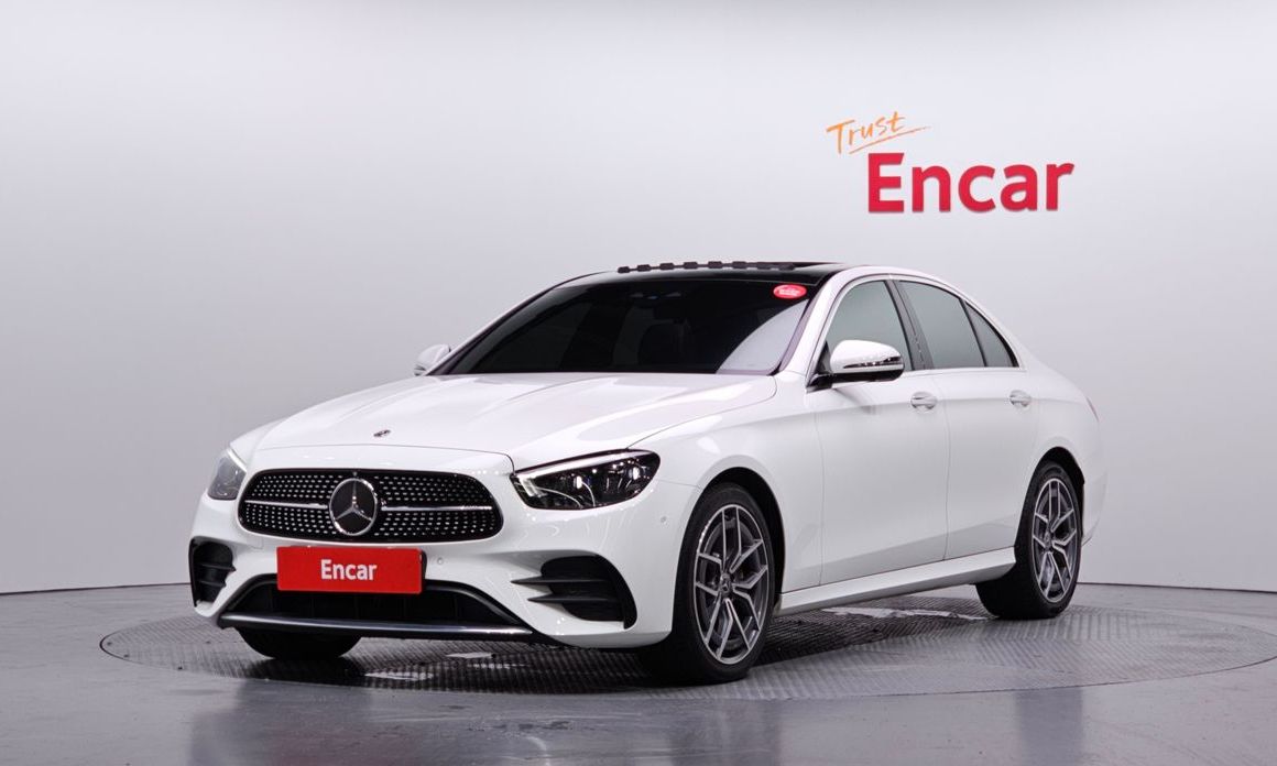 Mercedes-Benz E-Class 2023
