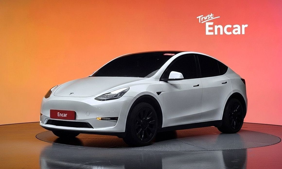 Tesla Model Y 2021
