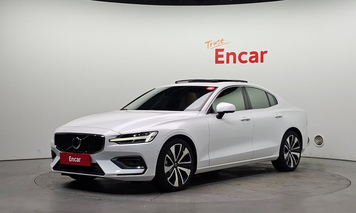 Volvo S60 2024