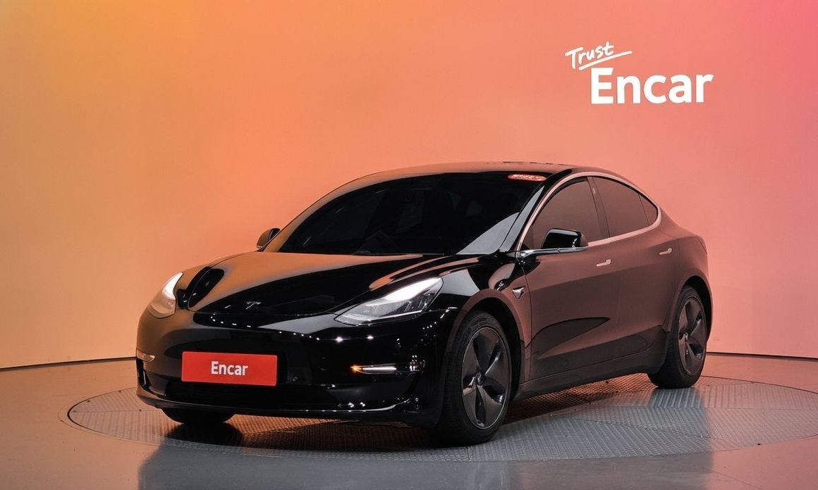 Tesla Model 3 2020