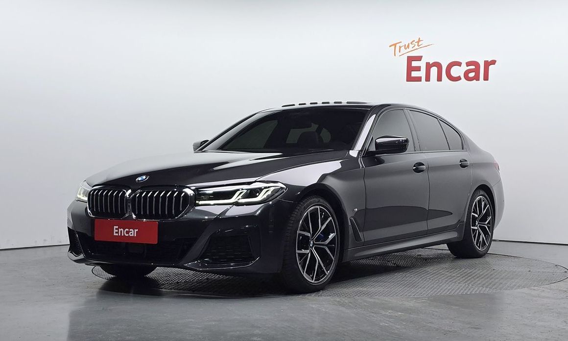 BMW 5-Series 2023
