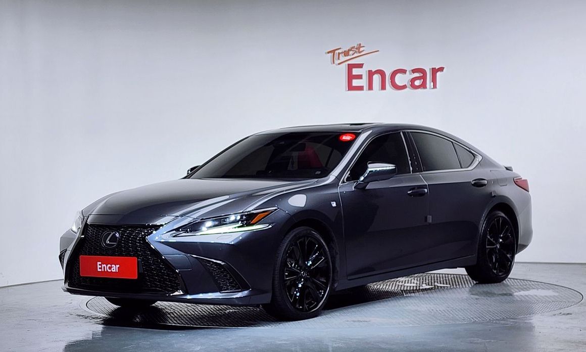Lexus ES 2023
