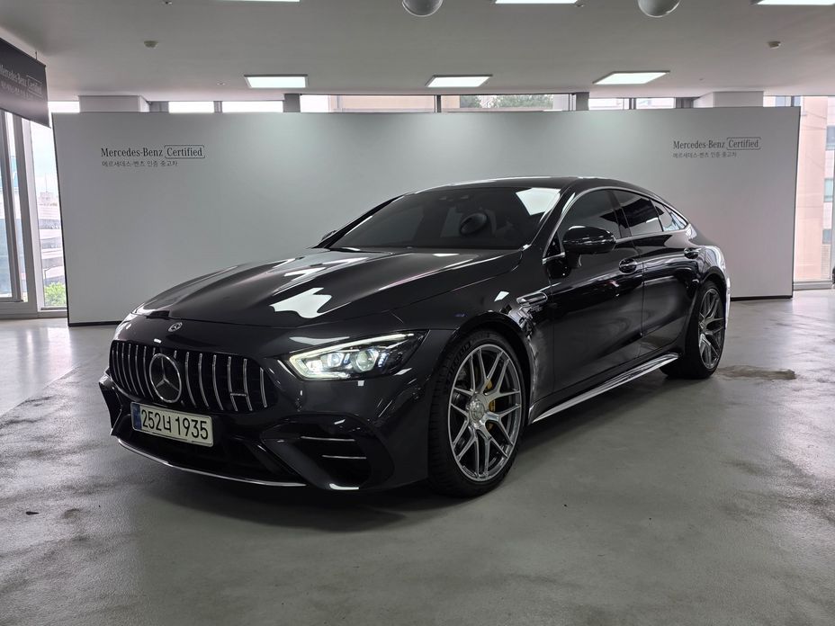Mercedes-Benz AMG GT 2023