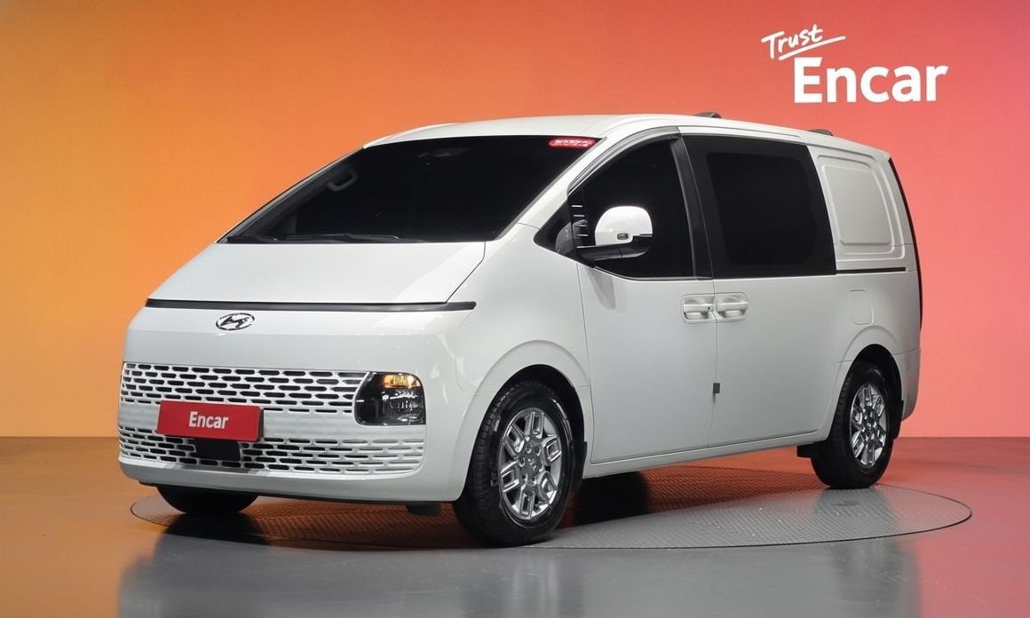 Hyundai Staria 2022