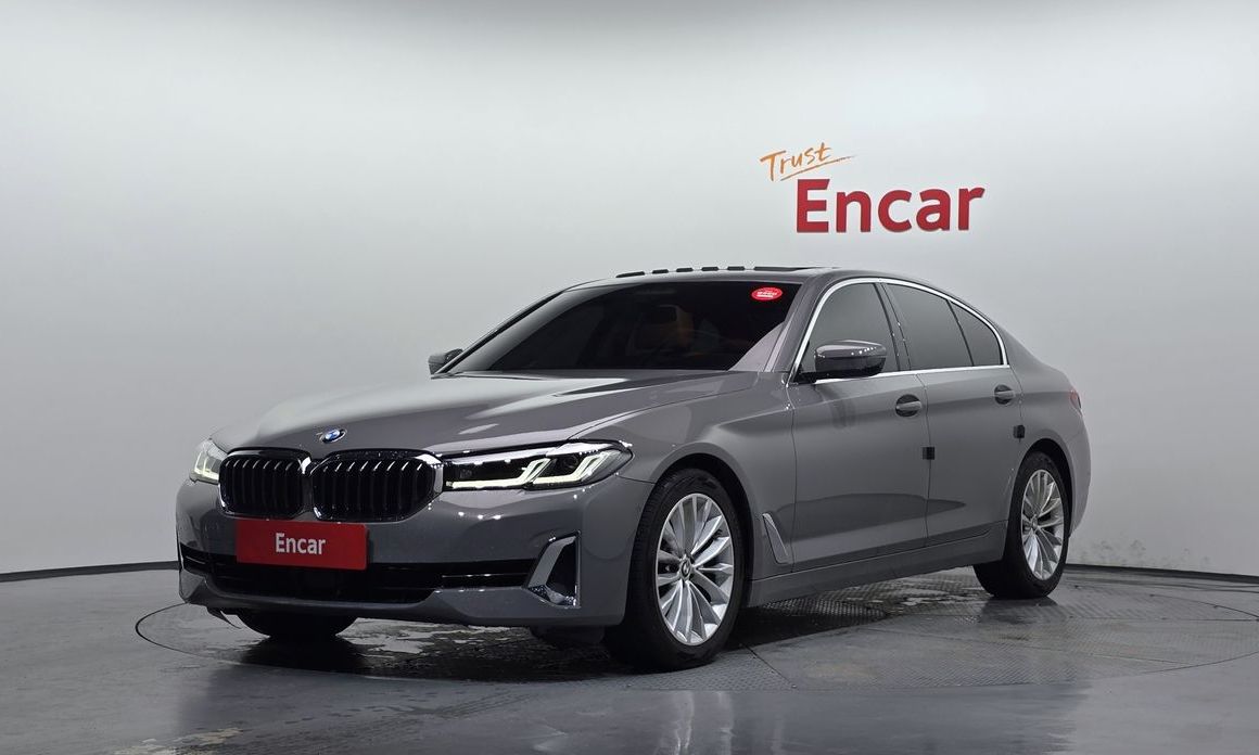 BMW 5-Series 2022