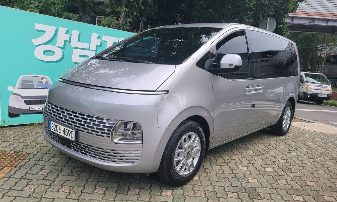 Hyundai Staria 2025