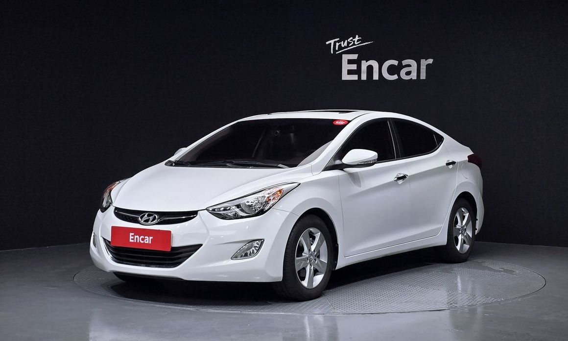 Hyundai AVANTE 2011