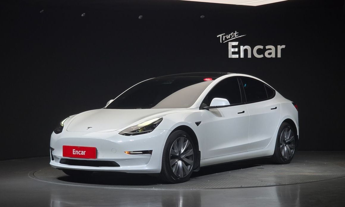 Tesla Model 3 2021