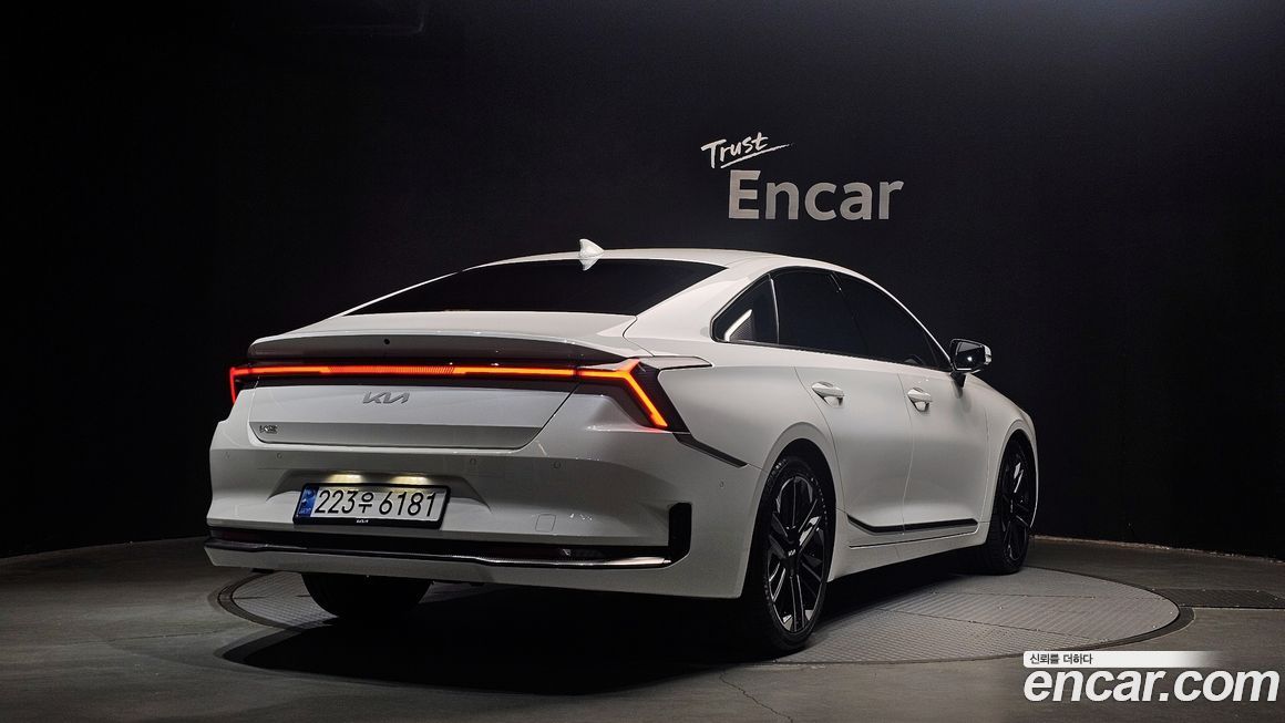 Kia K8 2025