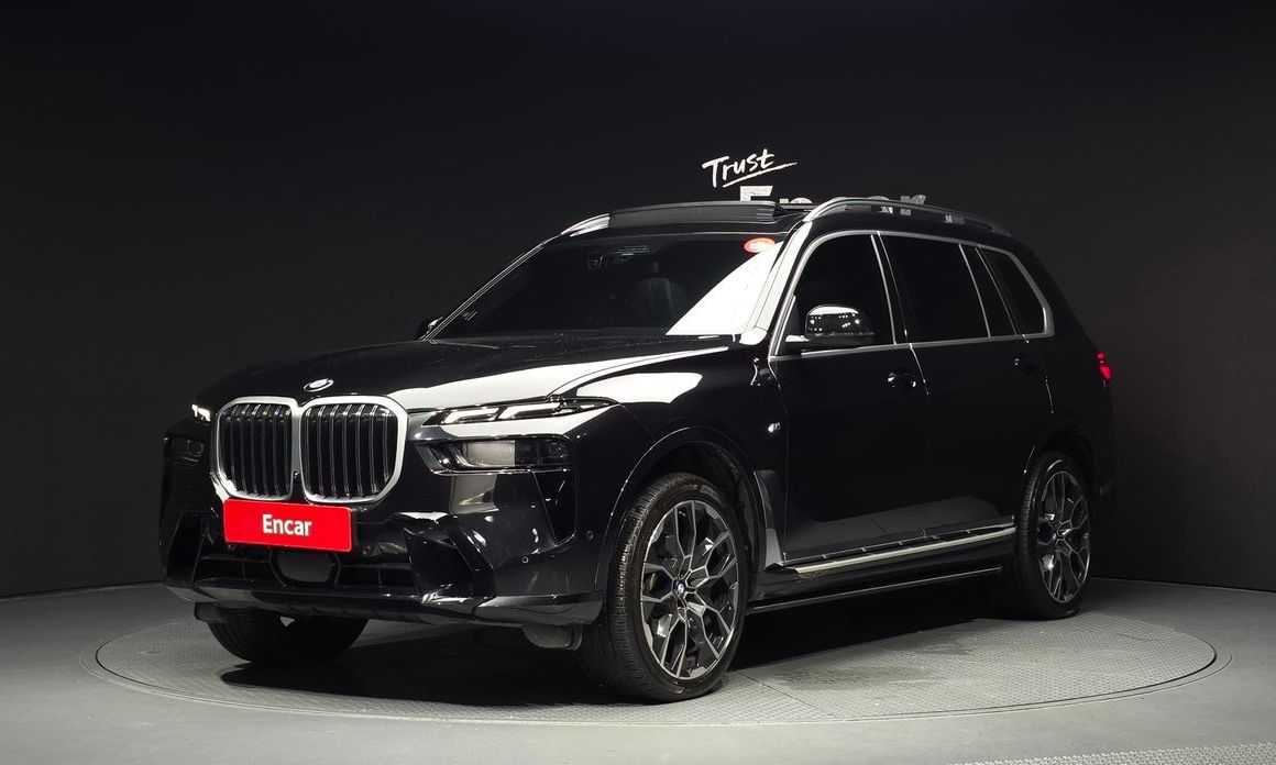 BMW X7 2025