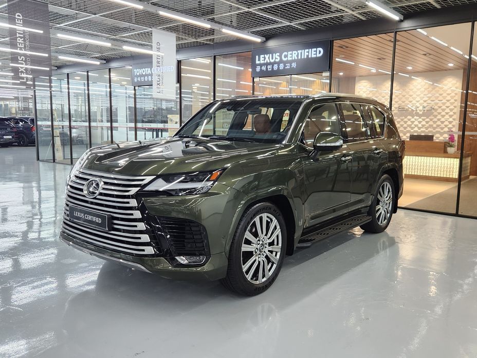 Lexus LX 2025