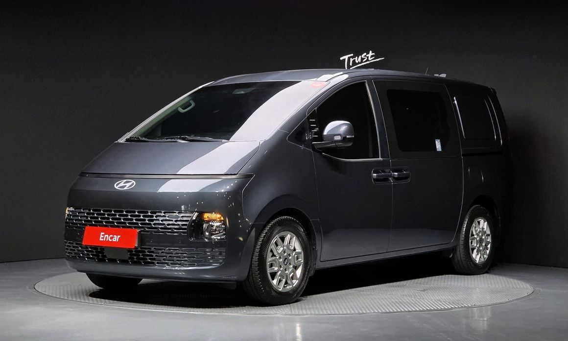 Hyundai Staria 2025