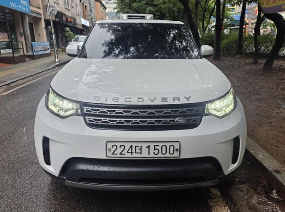 Land Rover Discovery 2019
