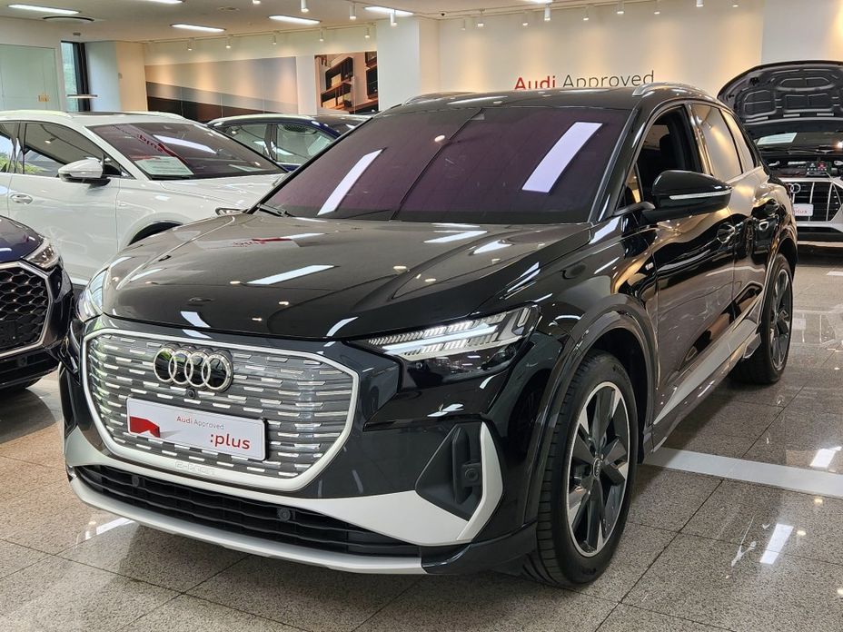 Audi Q4 e-tron 2023