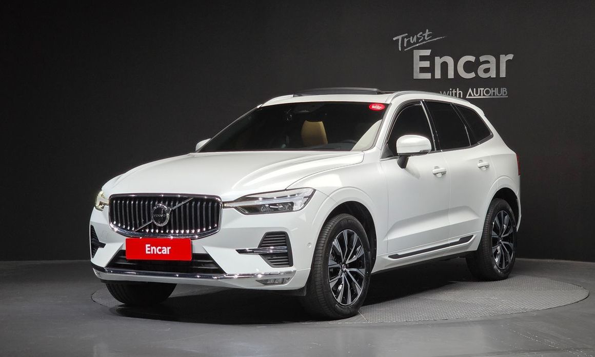 Volvo XC60 2025