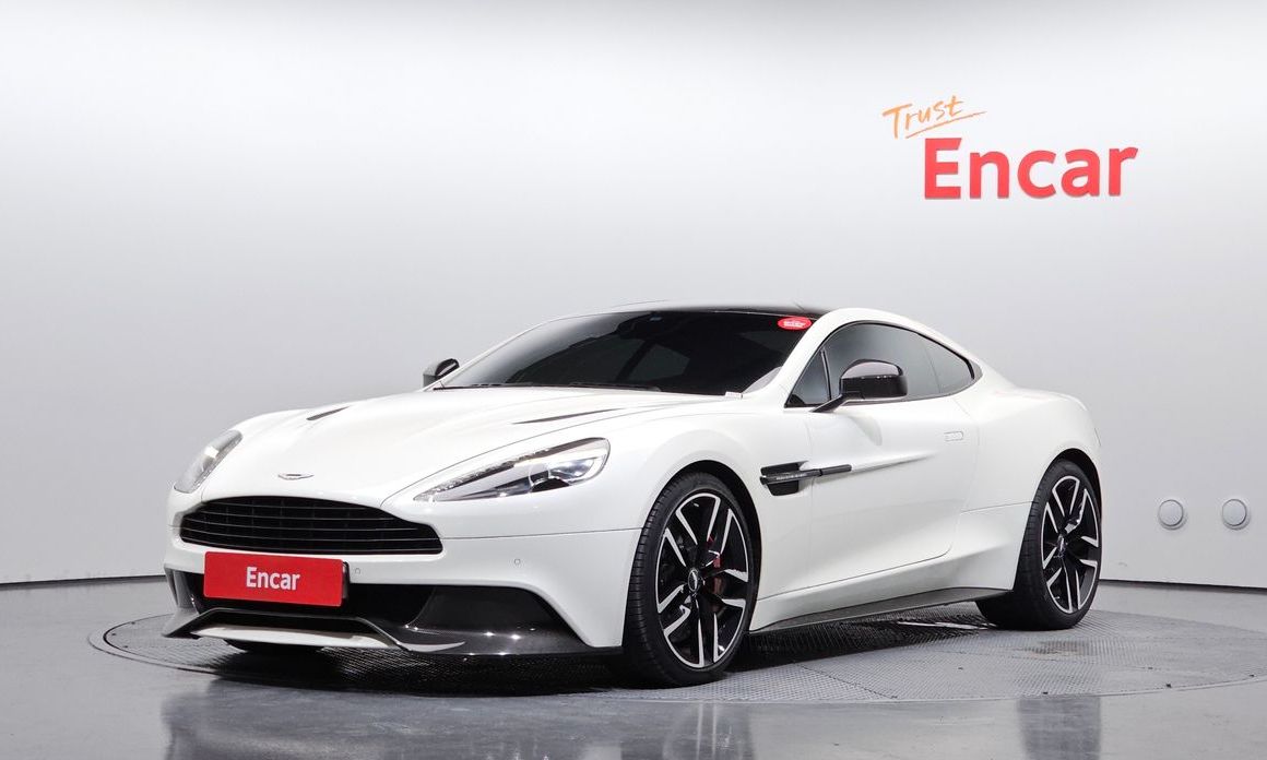 Astonmartin Vanquish 2015