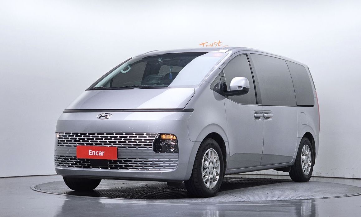 Hyundai Staria 2024