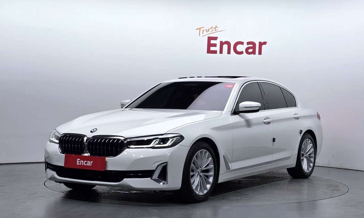 BMW 5-Series 2021
