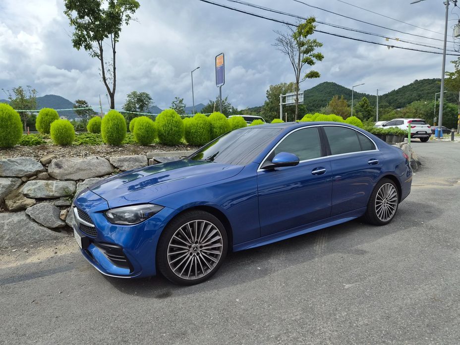 Mercedes-Benz C-Class 2022