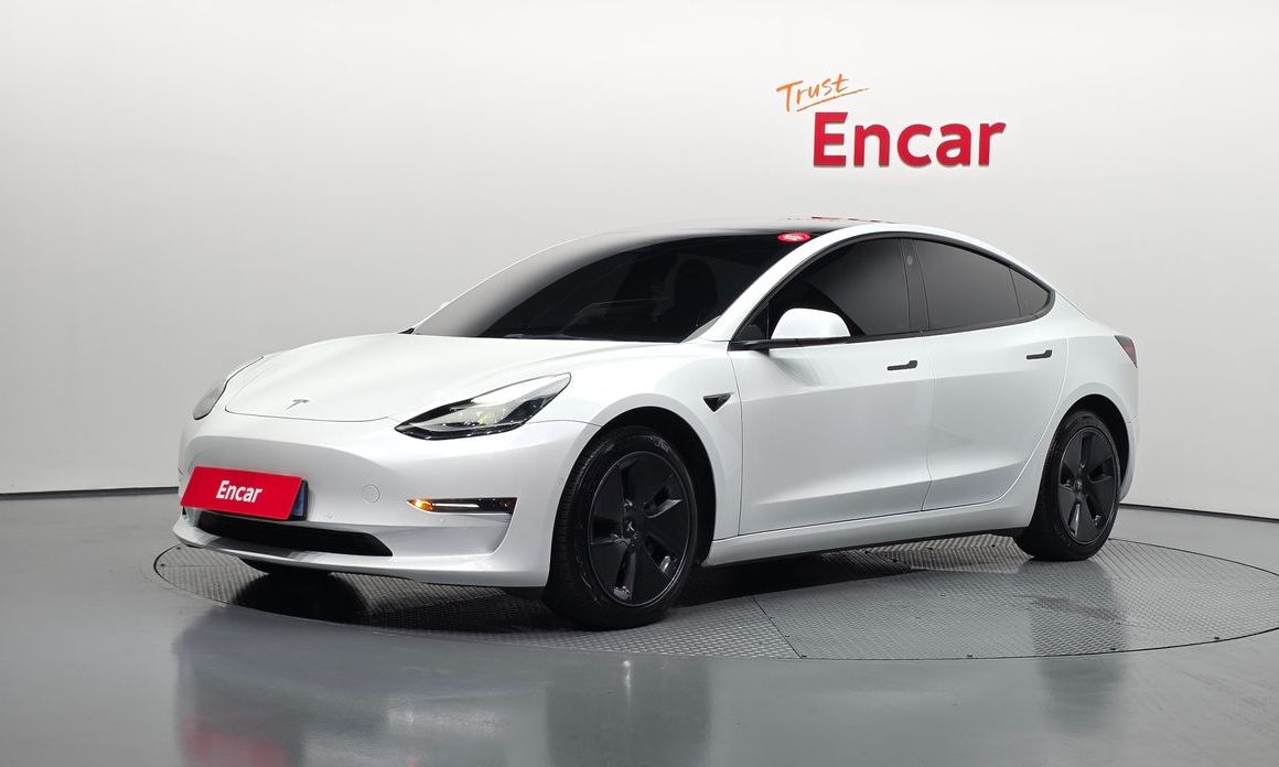 Tesla Model 3 2022