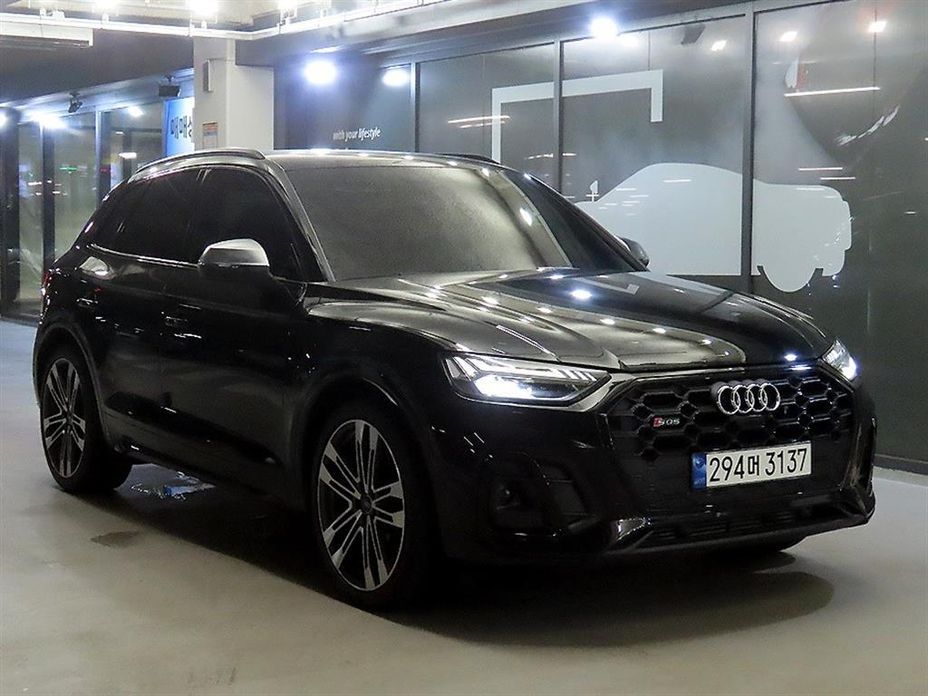 Audi SQ5 2022