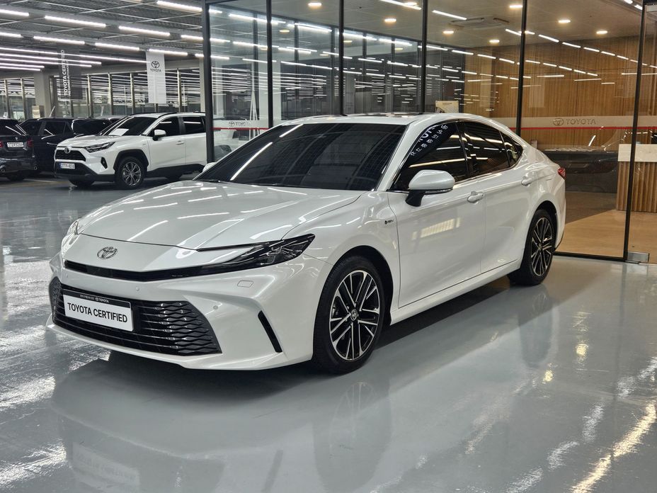 Toyota Camry 2025