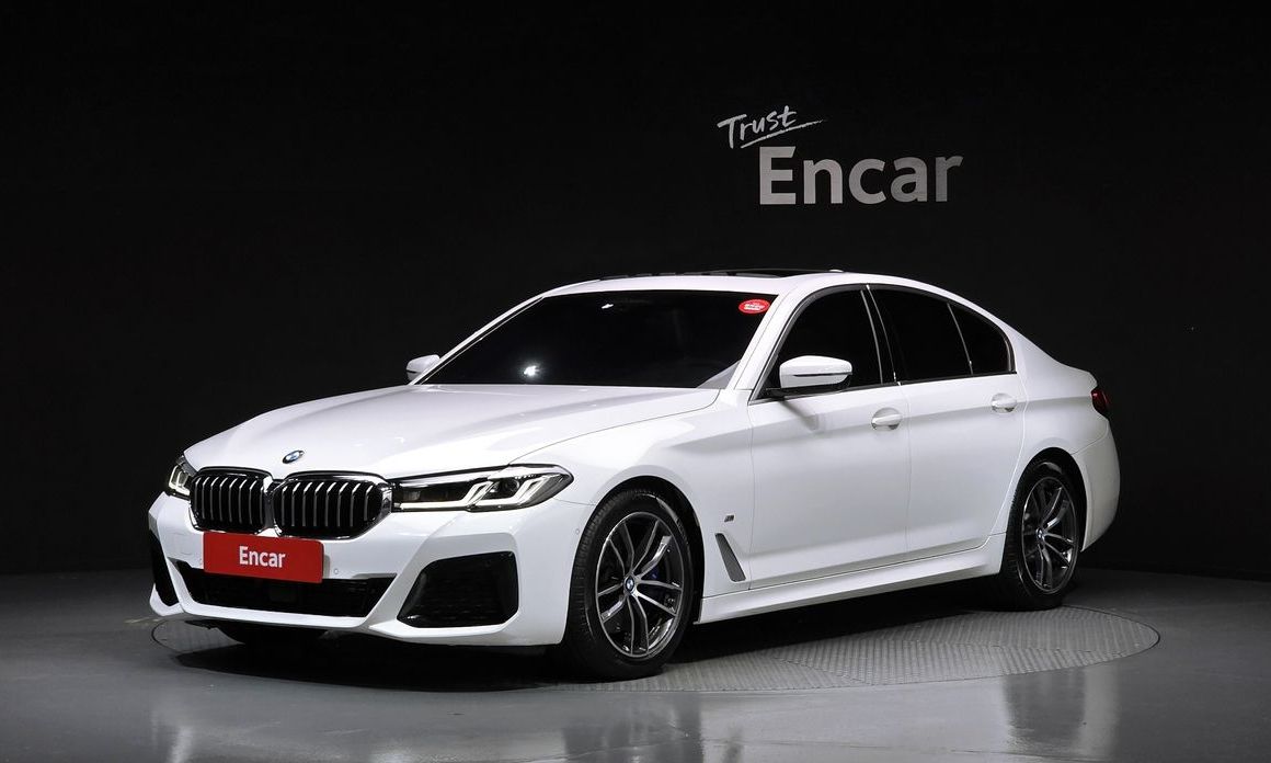 BMW 5-Series 2023