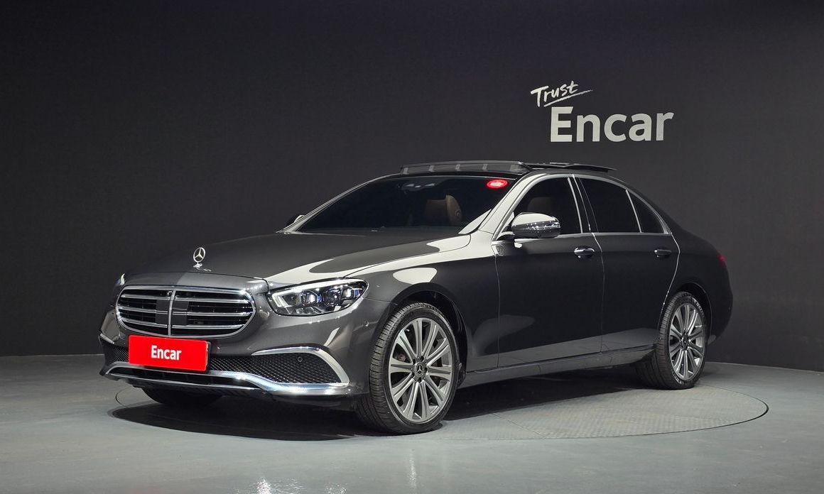 Mercedes-Benz E-Class 2021