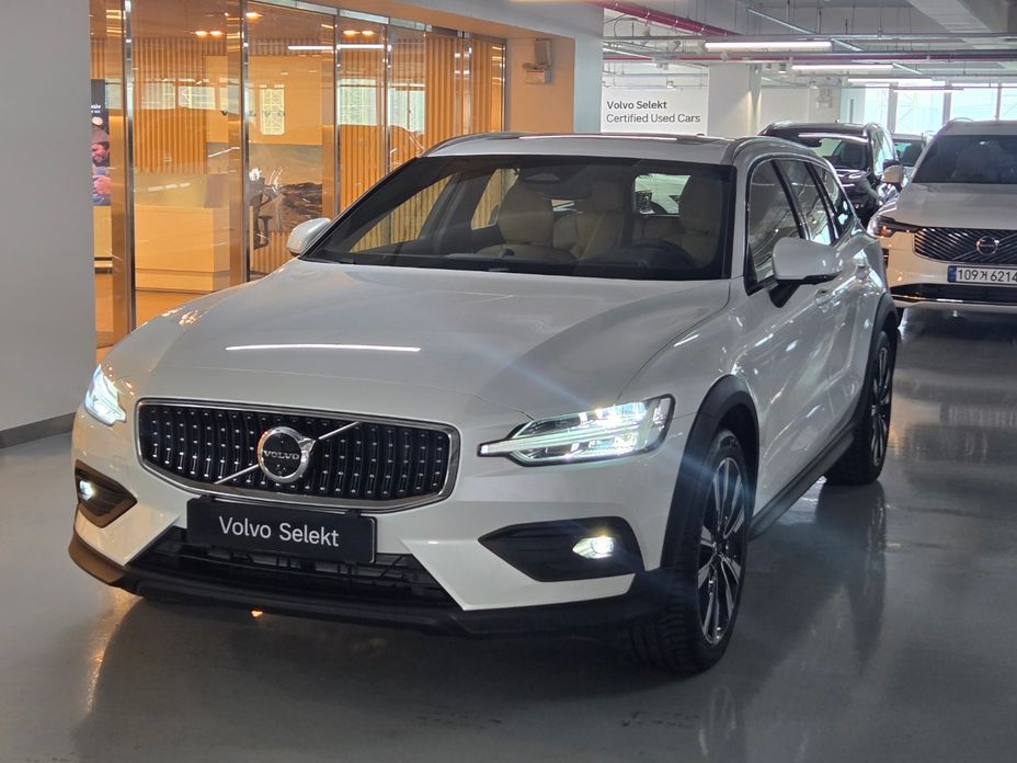 Volvo V60 2026