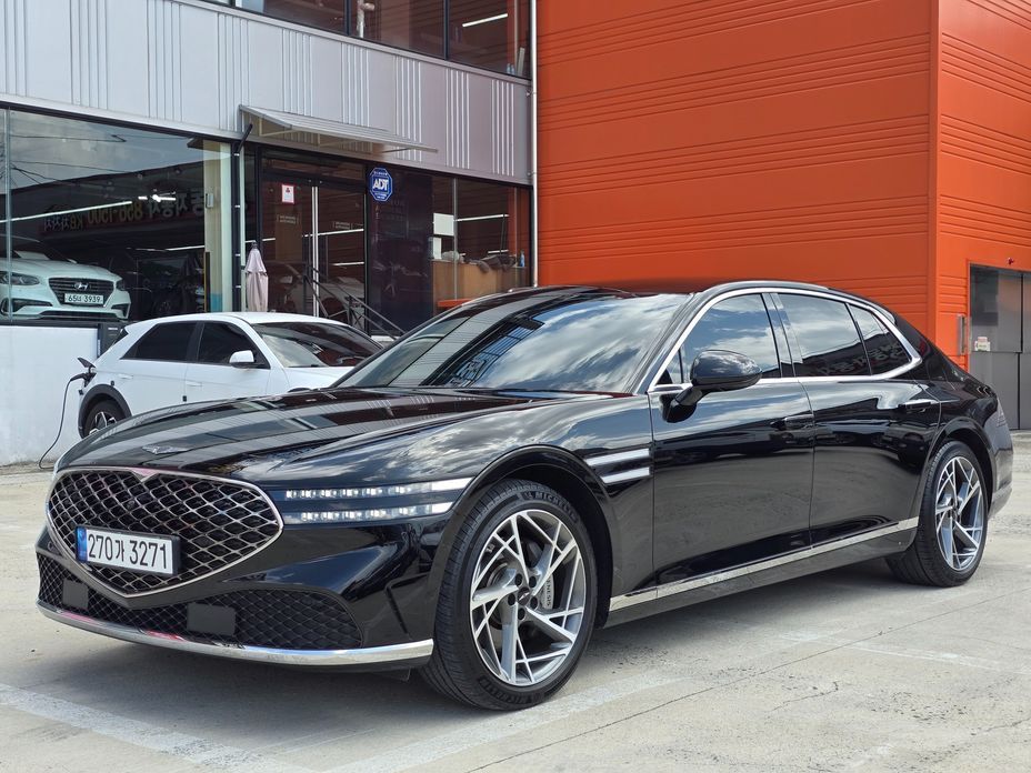 Genesis G90 2023