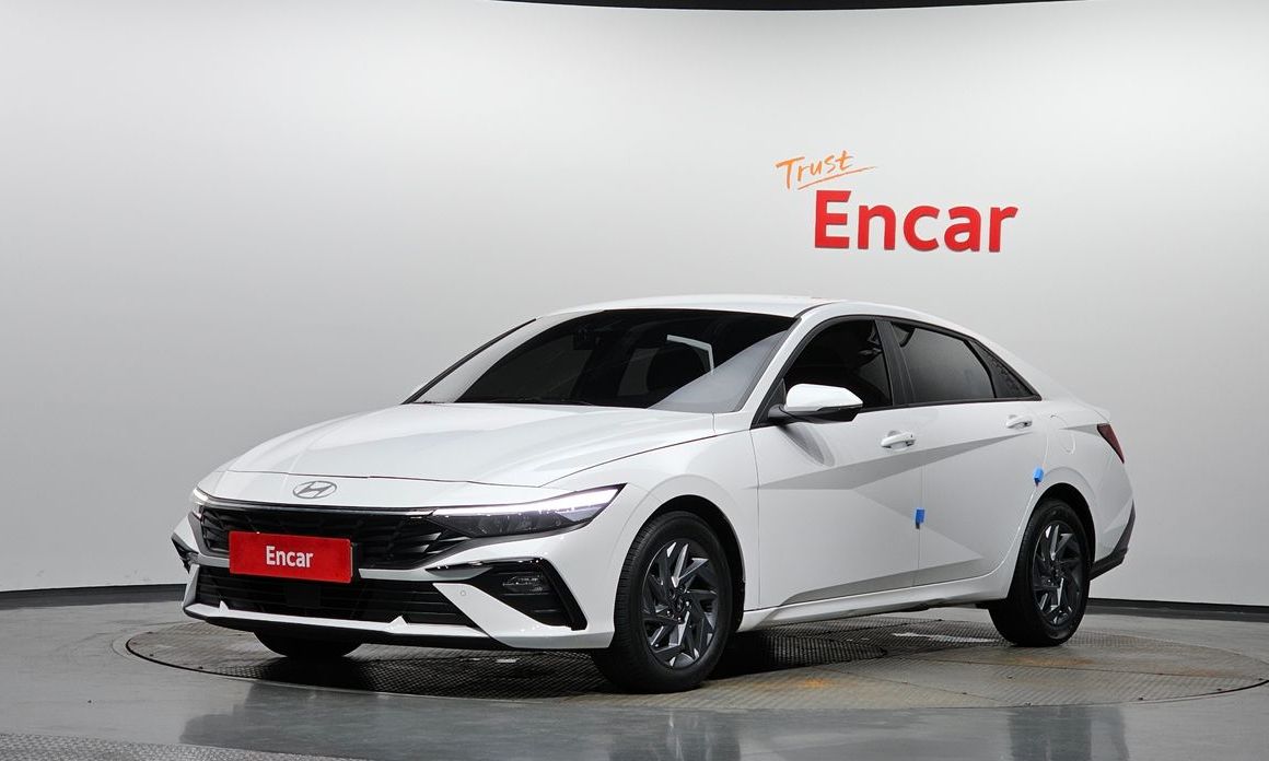 Hyundai AVANTE 2024