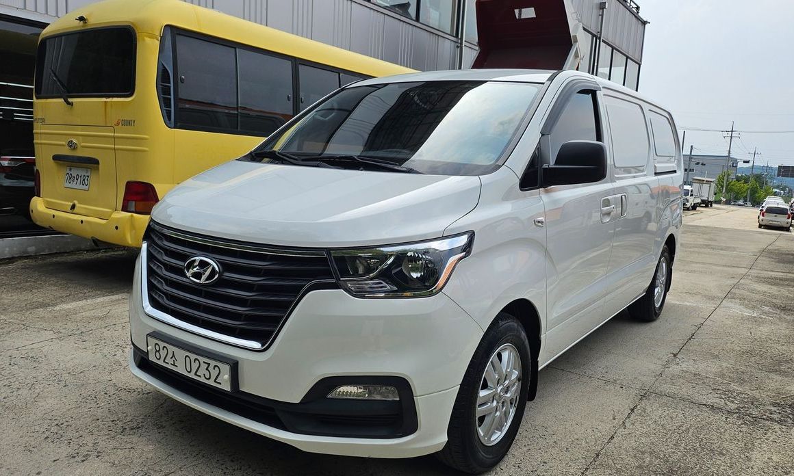 Hyundai Starex 2020