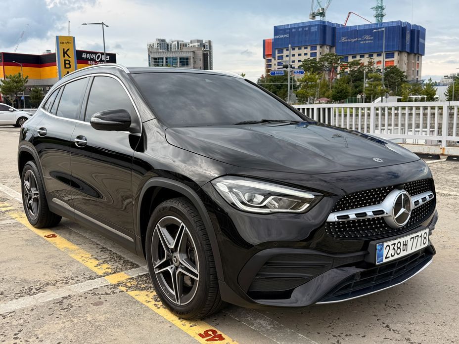 Mercedes-Benz GLA-Class 2020