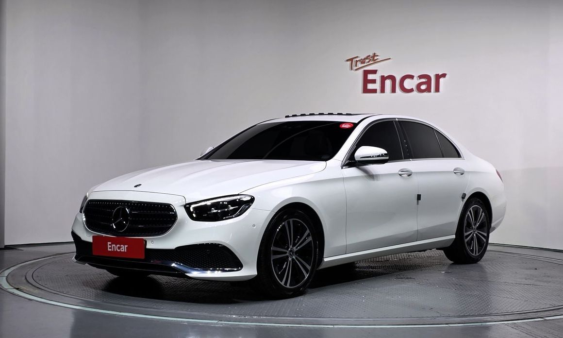 Mercedes-Benz E-Class 2021