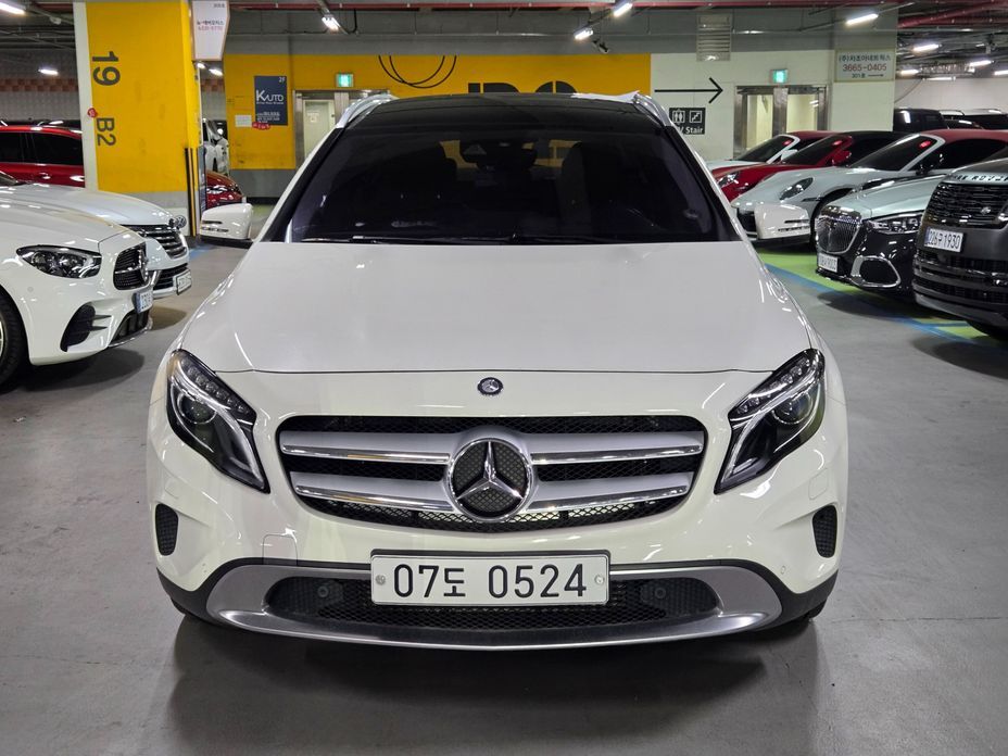 Mercedes-Benz GLA-Class 2016