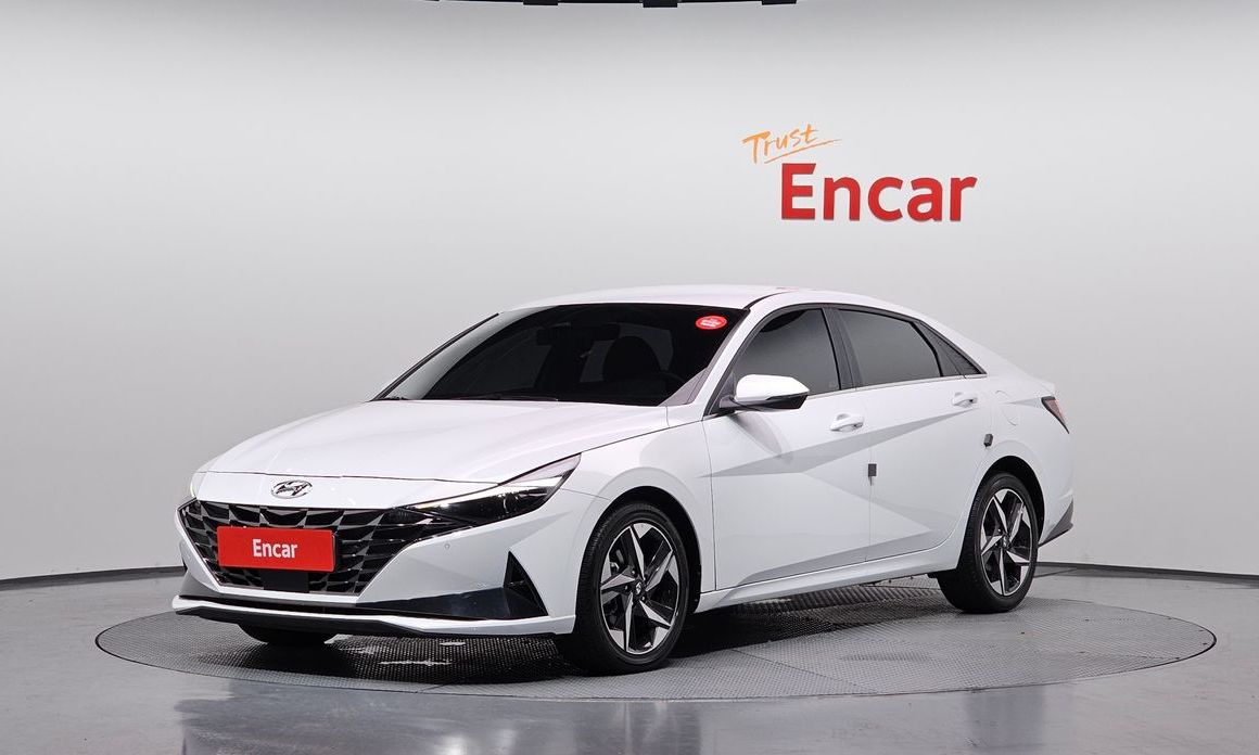Hyundai AVANTE 2022
